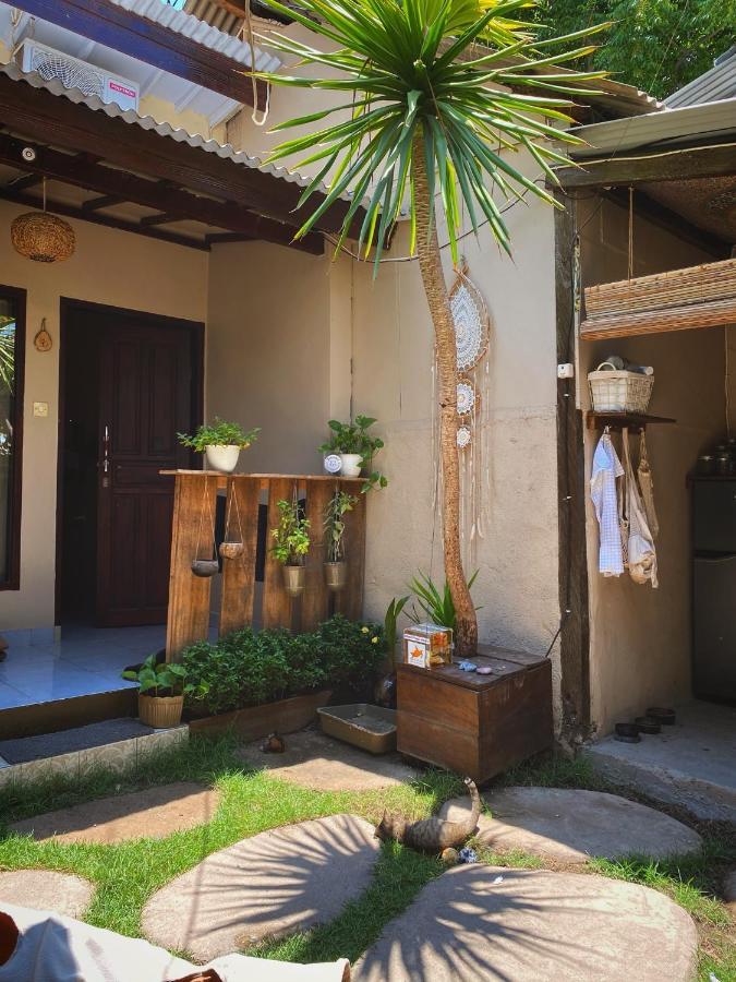 Jimador'S Homestay 길리트라왕안 외부 사진